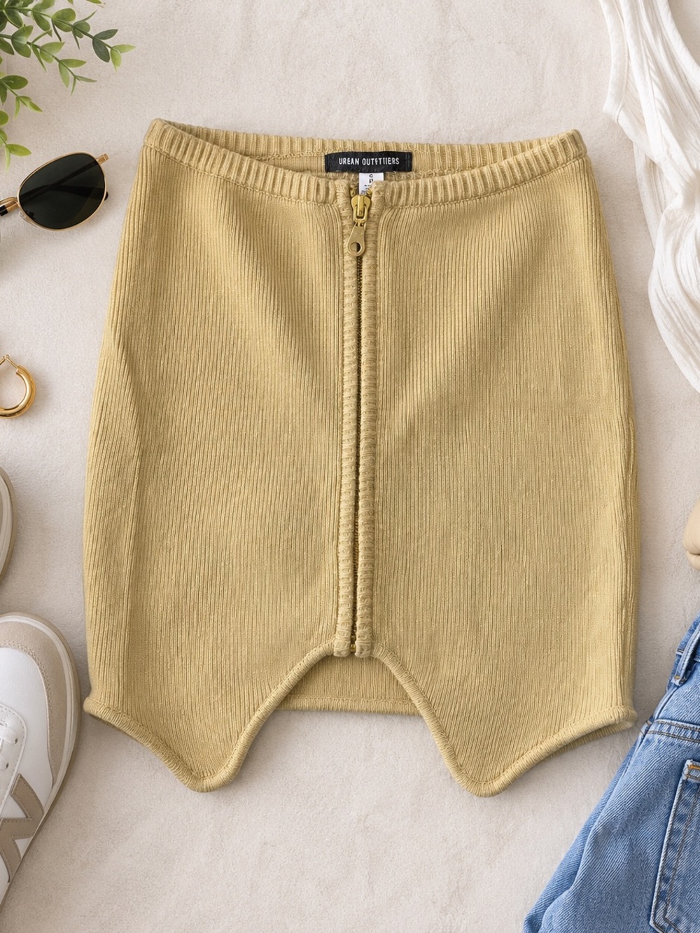 Urban Outfitters Tan Ribbed Knit Zip Front Strapless Top – Size Small